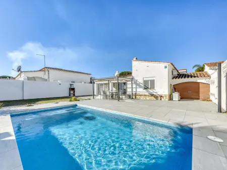 Villa Montgrí – Maison 6 pers. piscine à Empuriabrava : photo 33