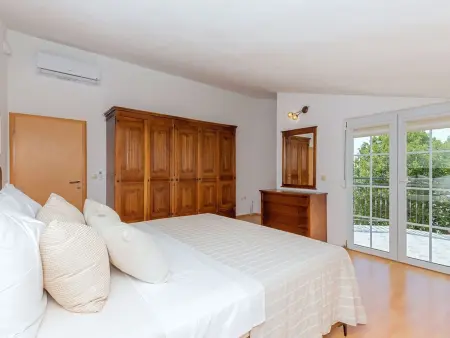 Secret Gem : maison avec piscine privée chauffée à Imotski : photo 26