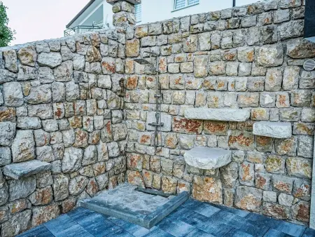 Secret Gem : maison avec piscine privée chauffée à Imotski : photo 39