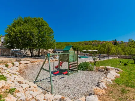 Secret Gem : maison avec piscine privée chauffée à Imotski : photo 40