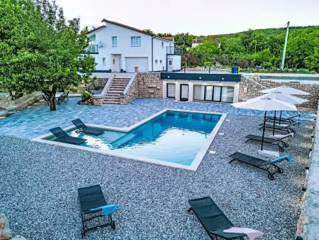 Secret Gem : maison avec piscine privée chauffée à Imotski : photo 46