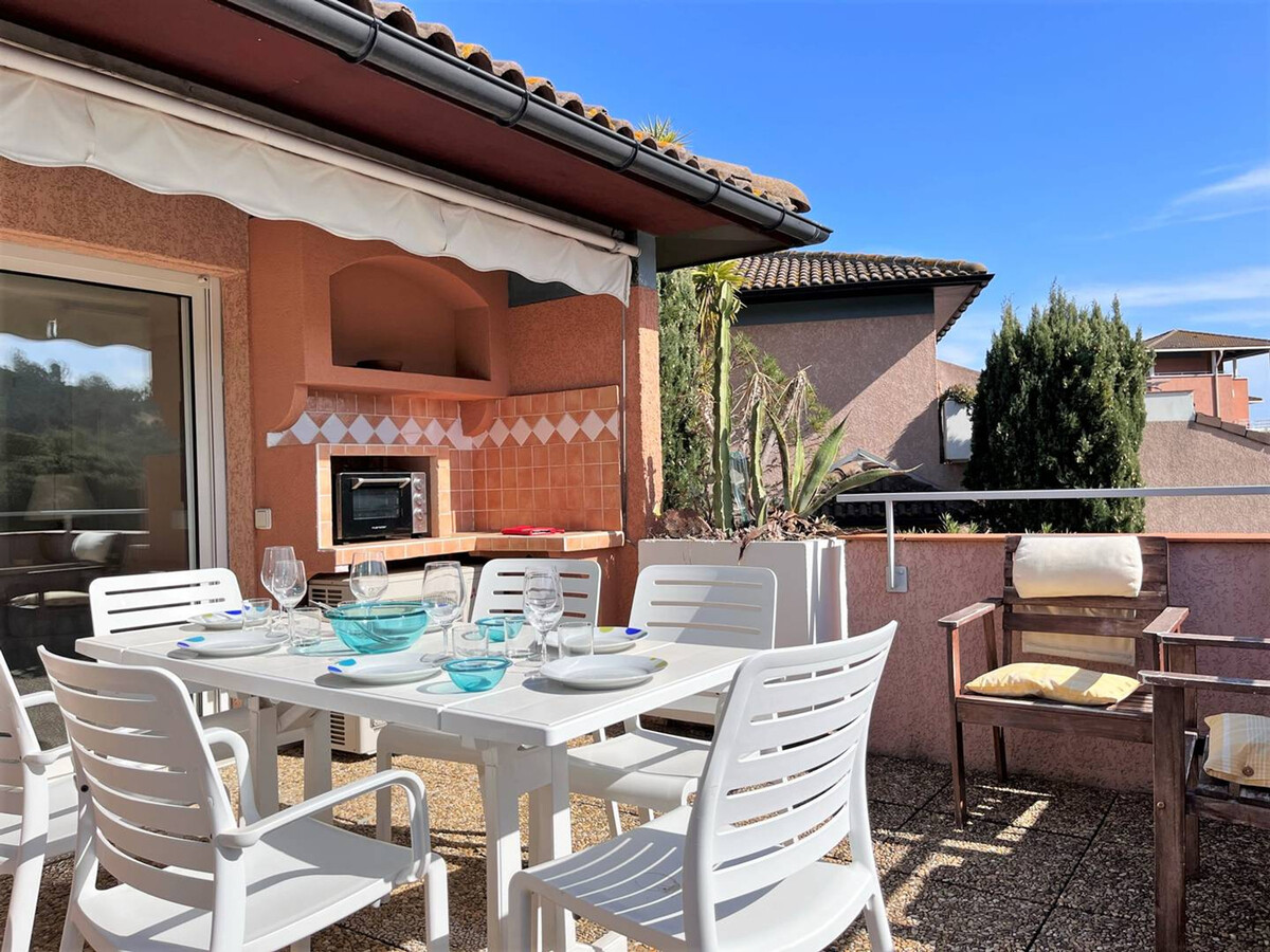 Appart 2 chambres terrasse Sud-Est au Lavandou - Photo 2