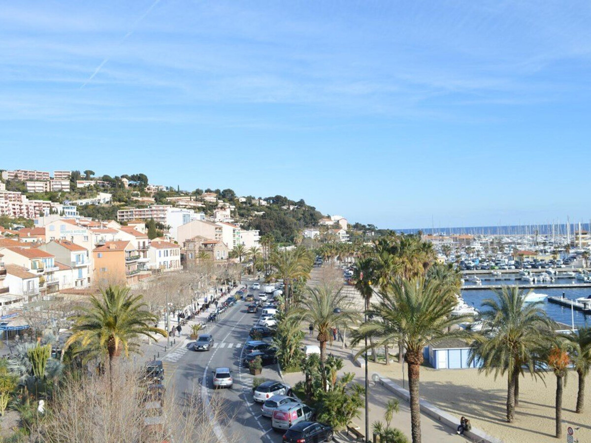 Studio 3 pers. balcon ouest & parking au Lavandou - Photo 13