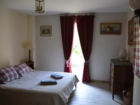 Gîte 1840 en Touraine, 11 pers., étang et source : photo 8
