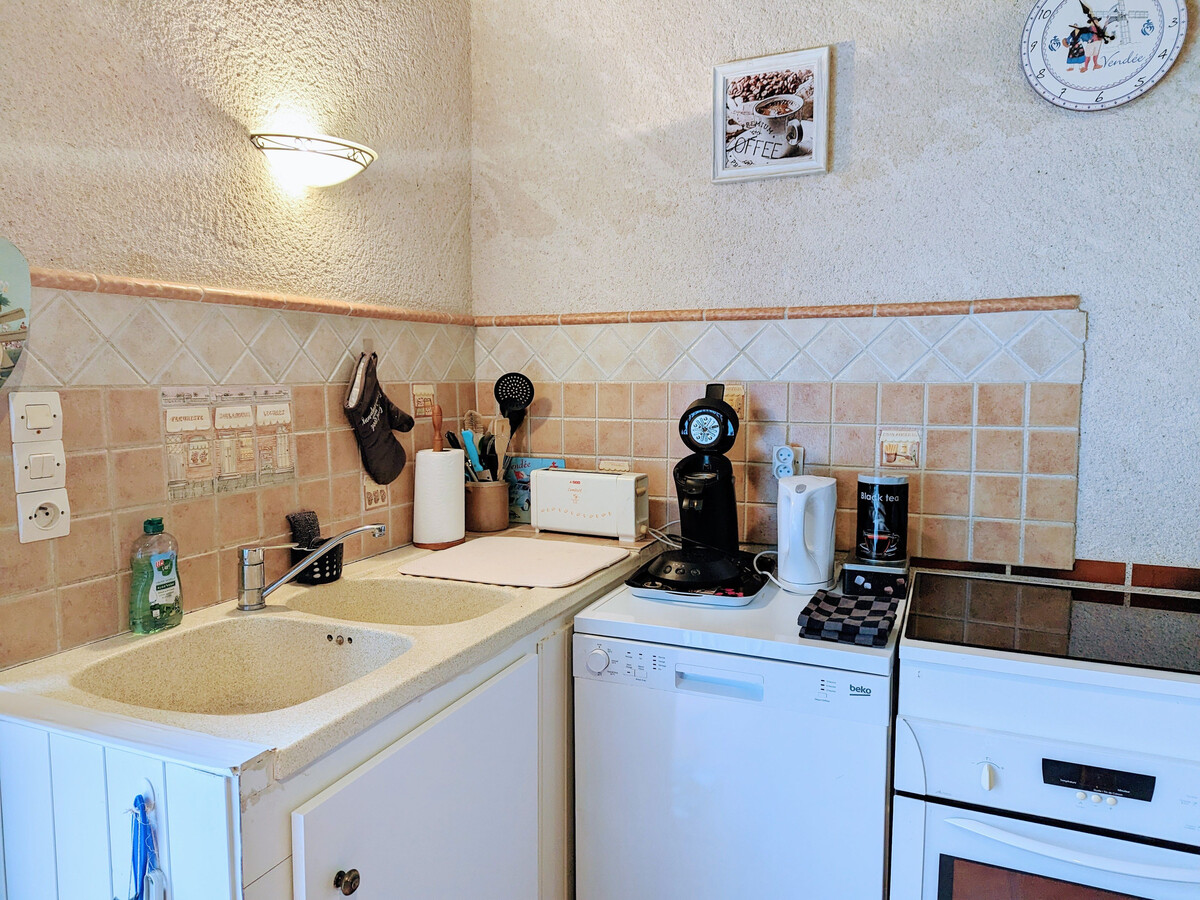 Le 6 Cave des Péguets – Gîte 6 pers. piscine et terrain de sport - Photo 8