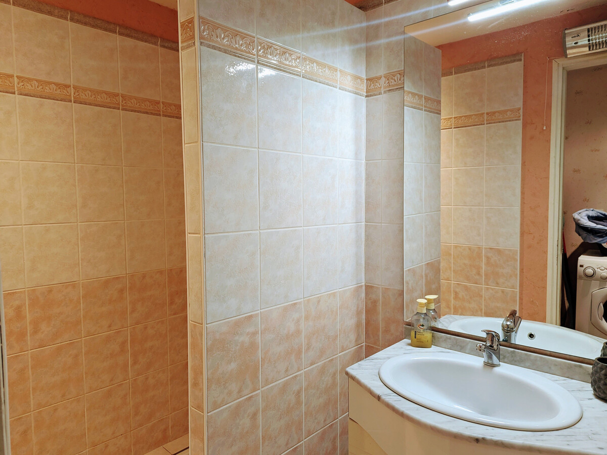 Le 6 Cave des Péguets – Gîte 6 pers. piscine et terrain de sport - Photo 10