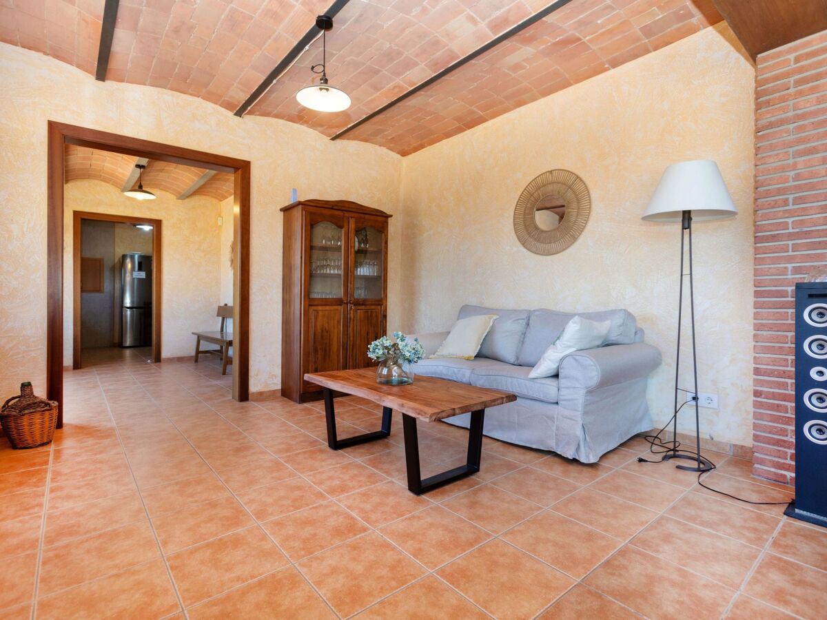 Can Borni, gîte 6 chambres avec piscine à Vidreres - Photo 9