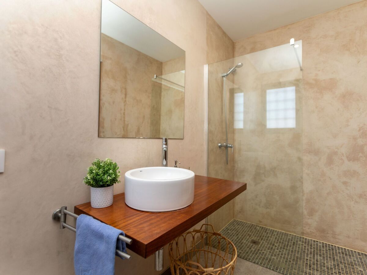 Can Borni, gîte 6 chambres avec piscine à Vidreres - Photo 30