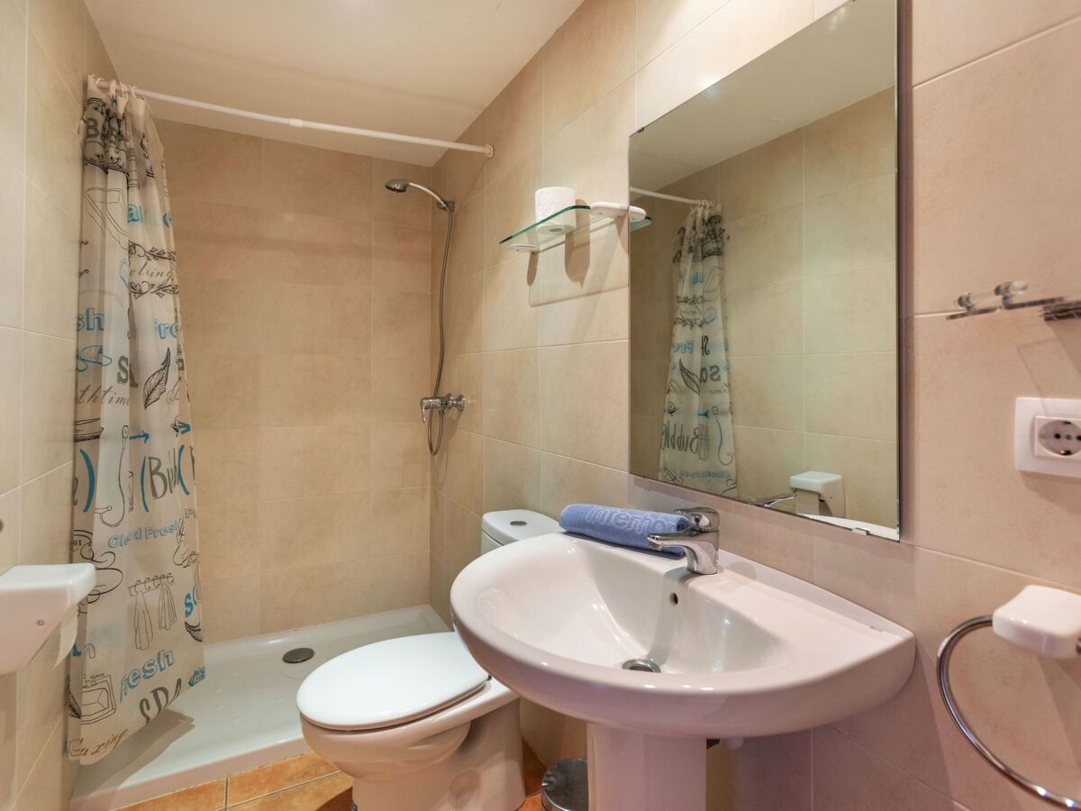 Can Borni, gîte 6 chambres avec piscine à Vidreres - Photo 32