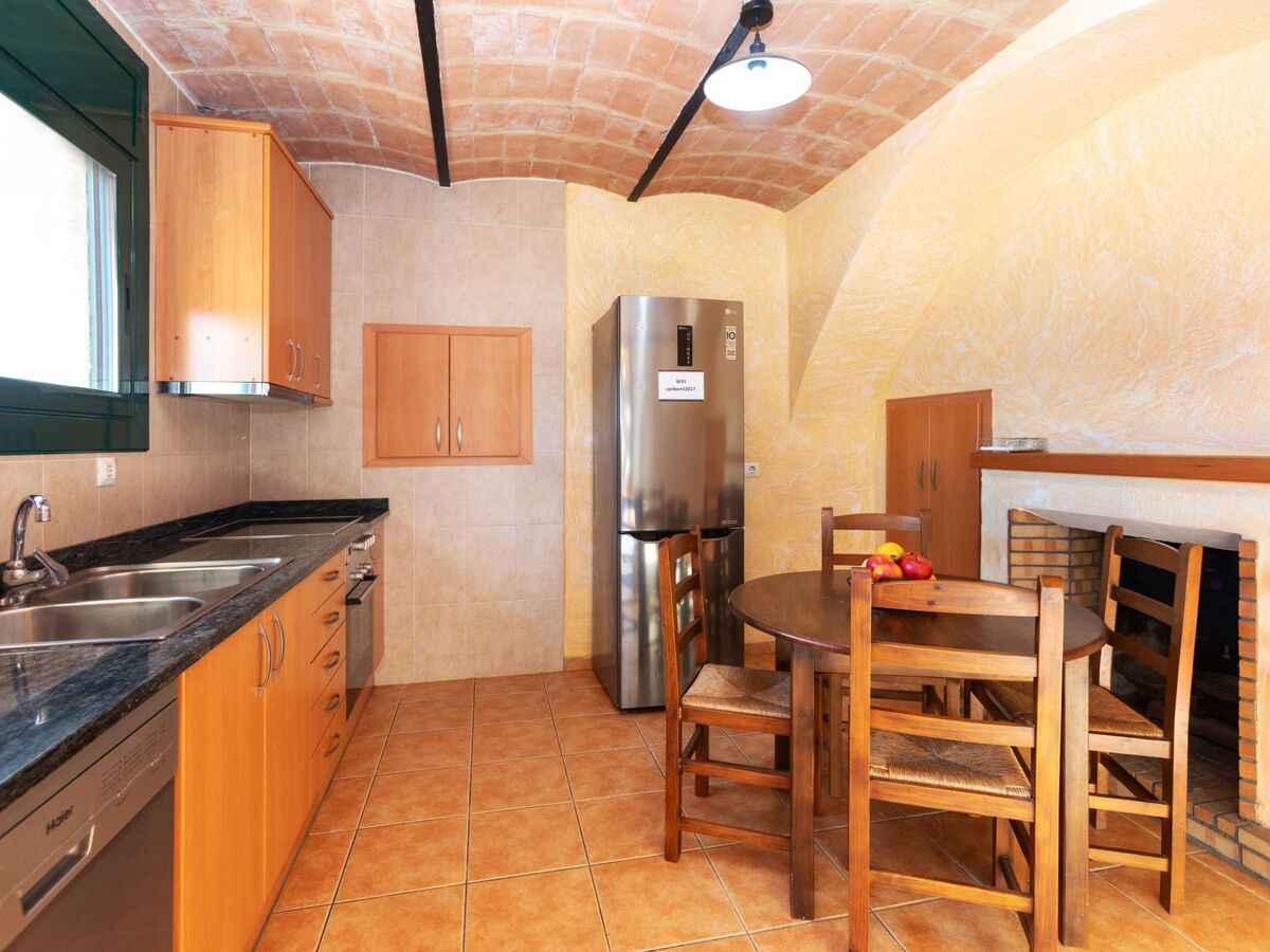 Can Borni, gîte 6 chambres avec piscine à Vidreres - Photo 37