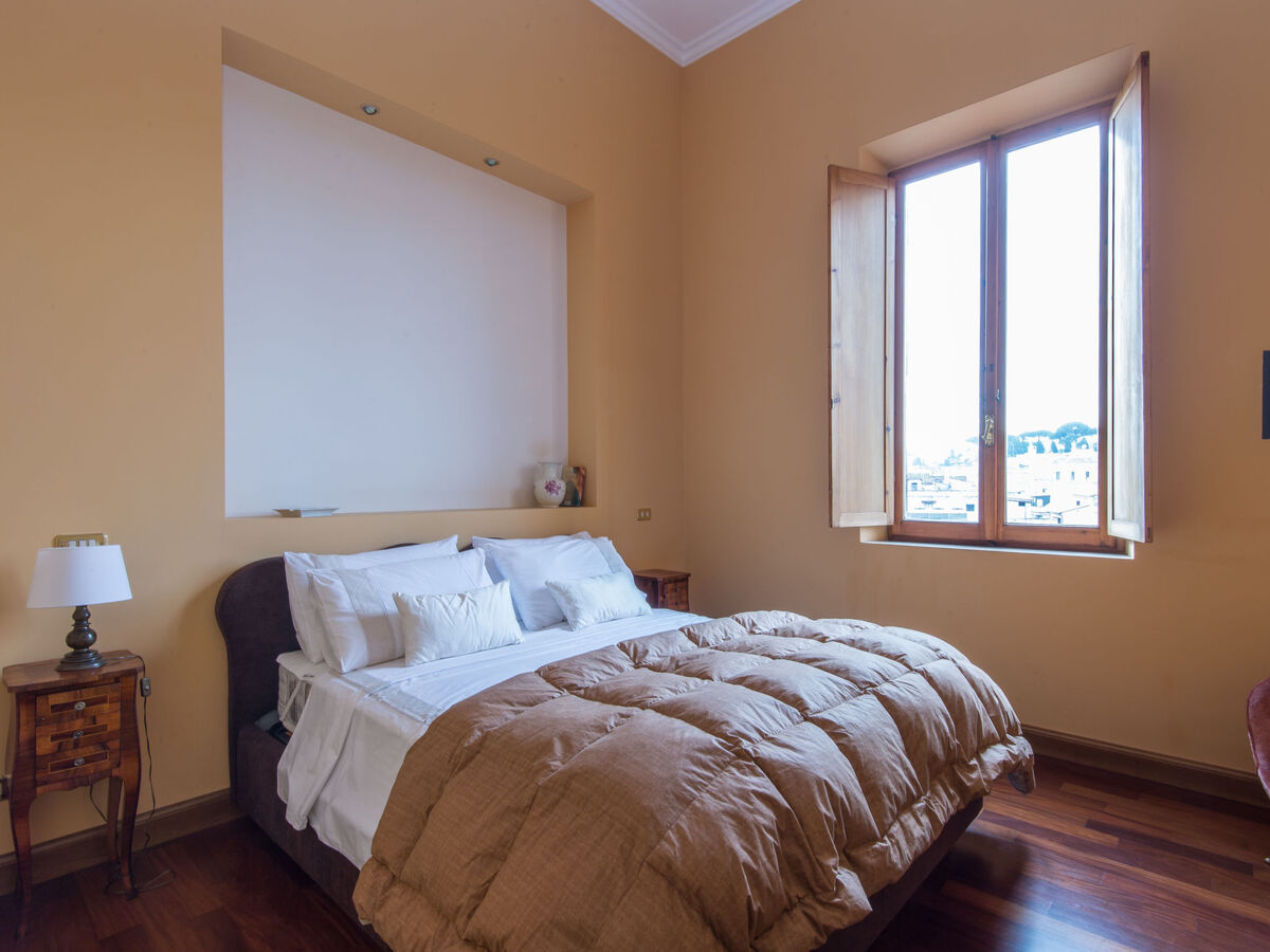 Appartement Le Colonne – vue panoramique, 5ᵉ étage à Rome - Photo 3