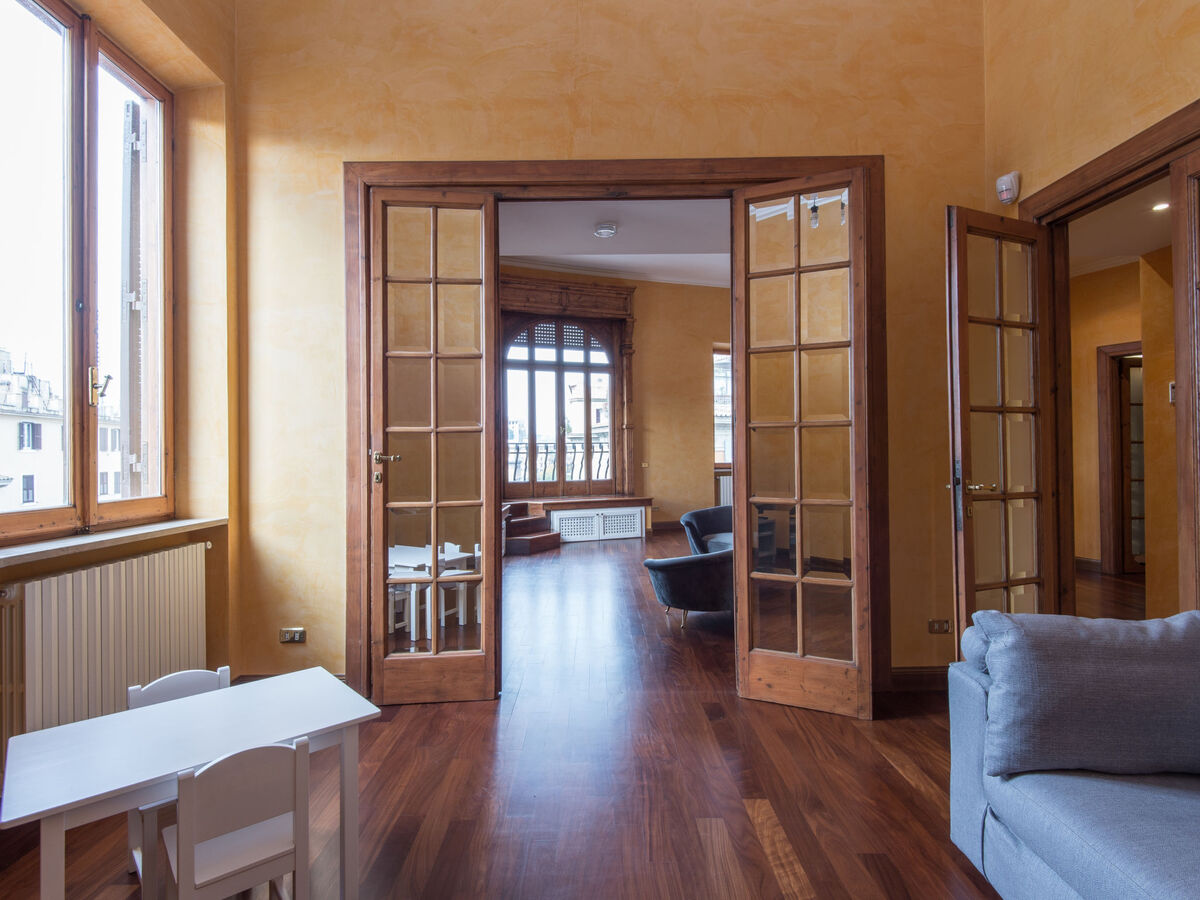 Appartement Le Colonne – vue panoramique, 5ᵉ étage à Rome - Photo 9
