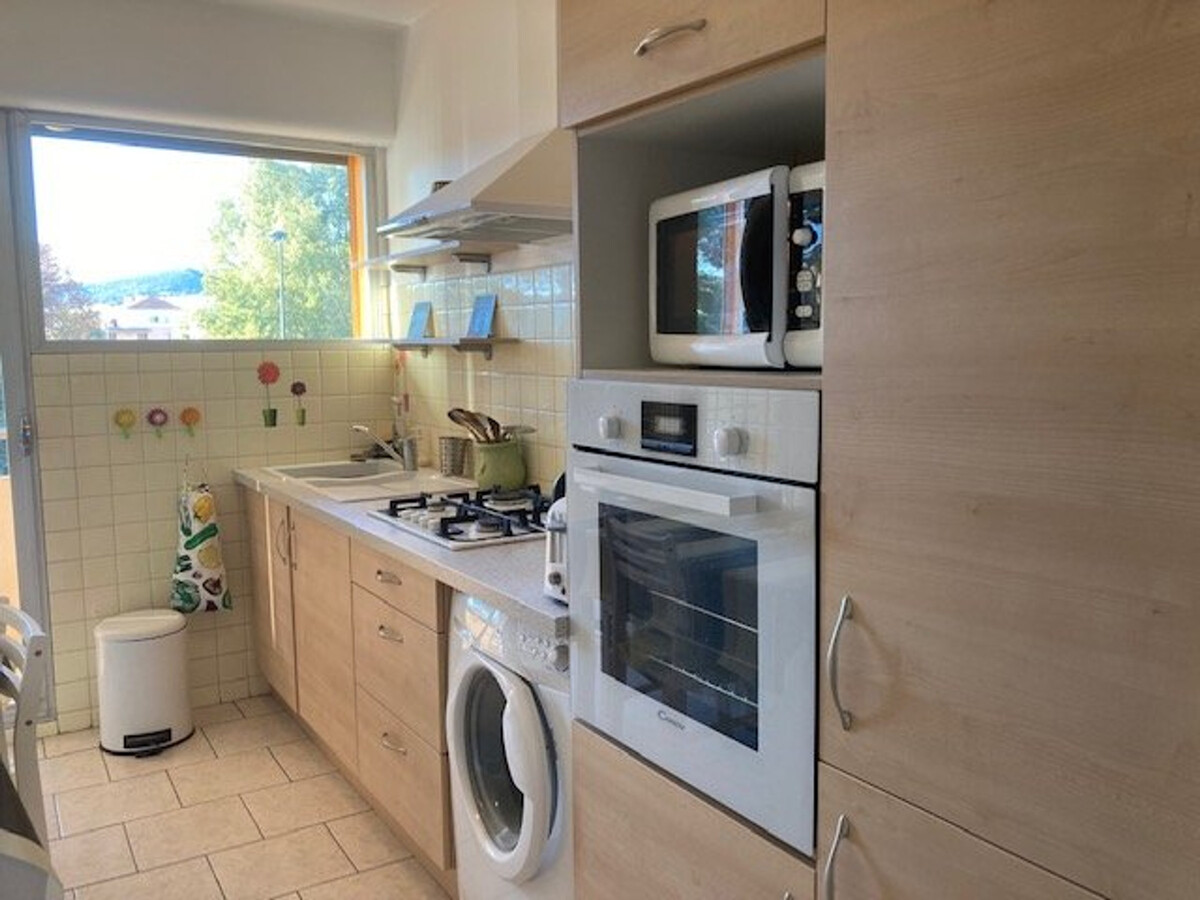 Appartement climatisé centre-ville Le Lavandou, 250m du port - Photo 13