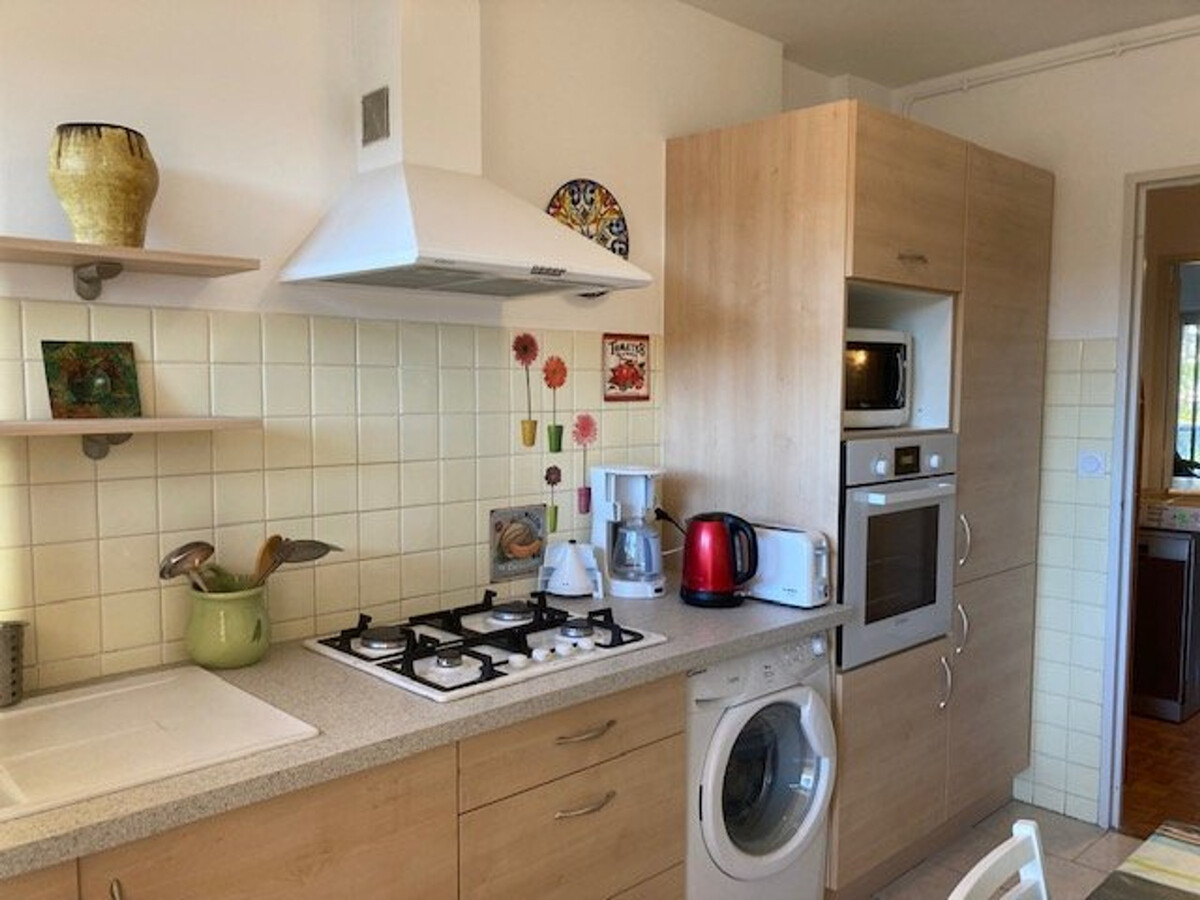 Appartement climatisé centre-ville Le Lavandou, 250m du port - Photo 14