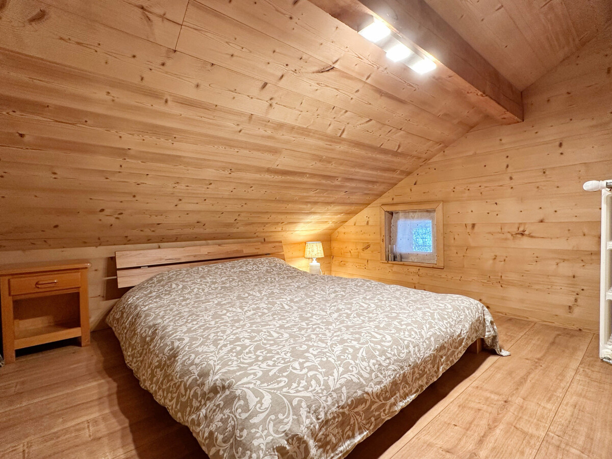 T4 Chalet Lac aux Dames, jardin et ski-bus à Samoëns - Photo 13