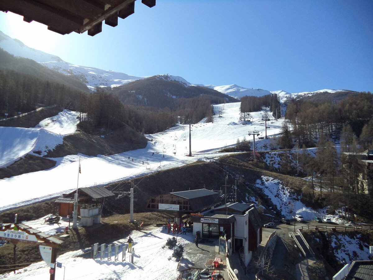 Studio 4 pers aux Orres, balcon sud-est face aux pistes - Photo 7