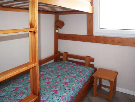 Studio cabine 4 pers aux Orres, balcon pistes : photo 4