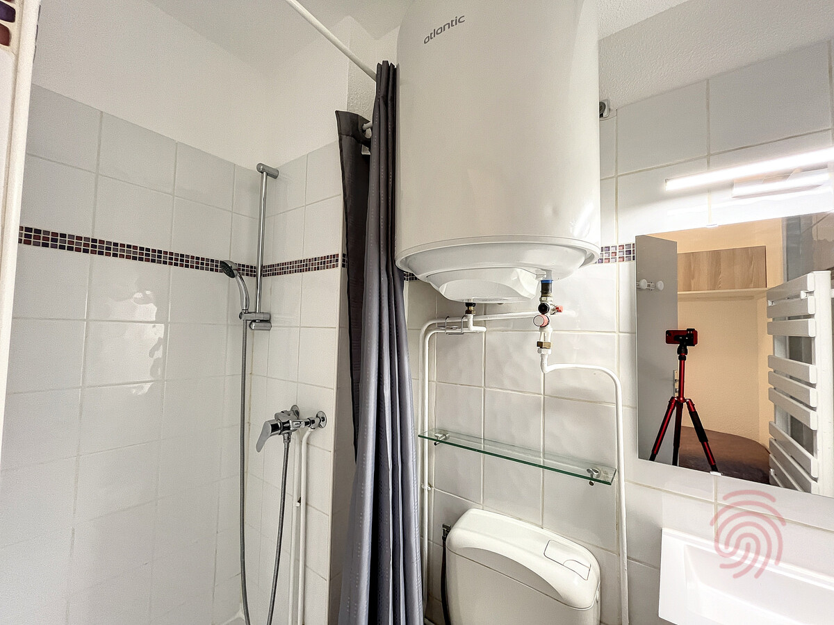 Studio 17 m² balcon - 400 m du centre-ville - Photo 9