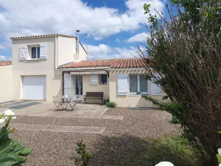 Location maison à Grues, Maison Individuelle Avec Jardin, Animaux Acceptés Sur Demande