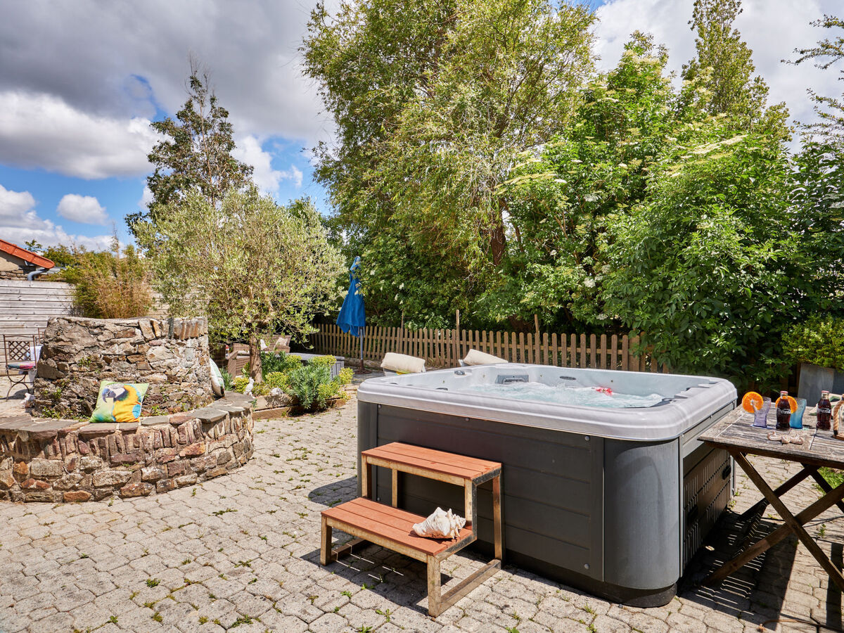 Le Hamelinet – maison avec spa et terrasse à Surville - Photo 25