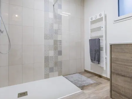Gîte familial rénové près du Canal de Nantes avec jardin, terrasse, wifi et chambres mansardées - Photo 6