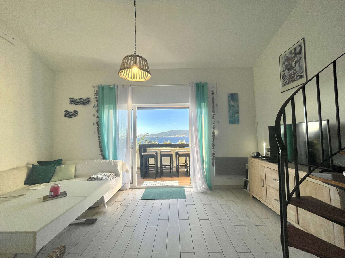 Mini villa 3 chambres avec terrasse vue mer à Porticcio - Photo 8