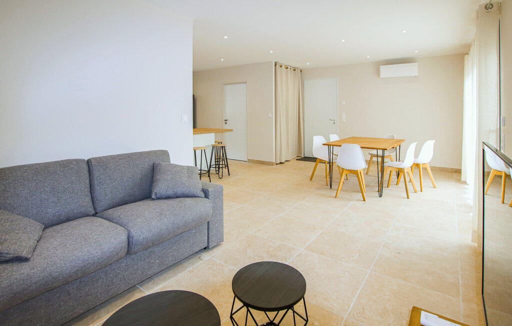 Maison moderne avec bain hydromassant à Lussas - Photo 3