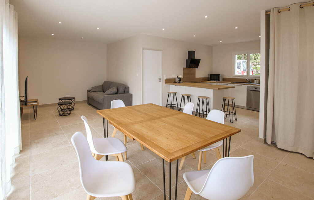 Maison moderne avec bain hydromassant à Lussas - Photo 4