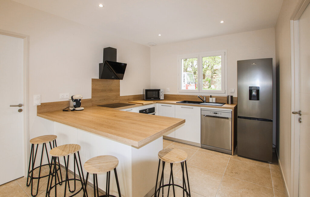 Maison moderne avec bain hydromassant à Lussas - Photo 5