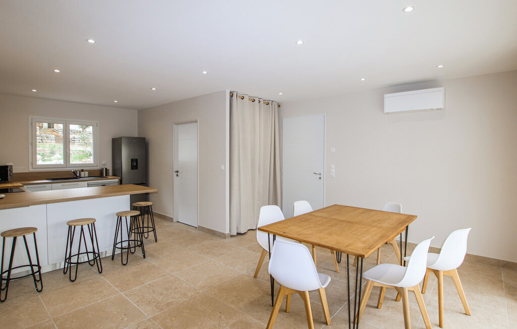 Maison moderne avec bain hydromassant à Lussas - Photo 7