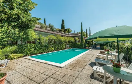 Maison jumelée Magione avec piscine et terrain de jeux : photo 7