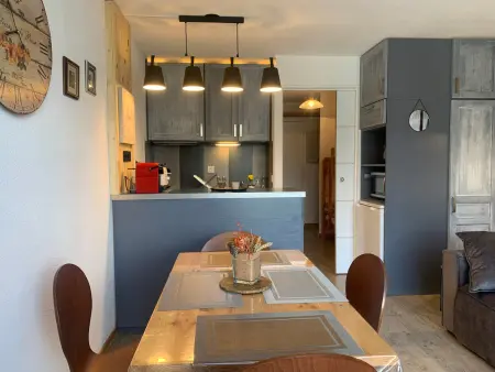 Studio rénové Pra-Loup, balcon vue vallée, 4 personnes : photo 12