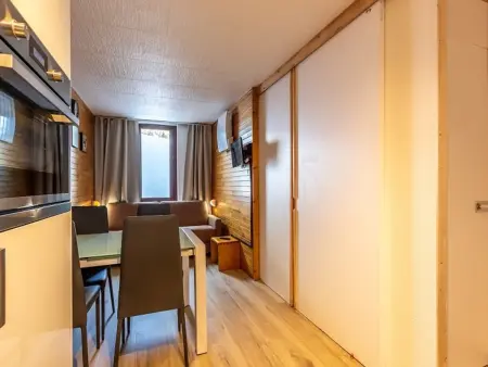 Studio rénové 4 pers, balcon, centre Plagne Bellecôte : photo 3