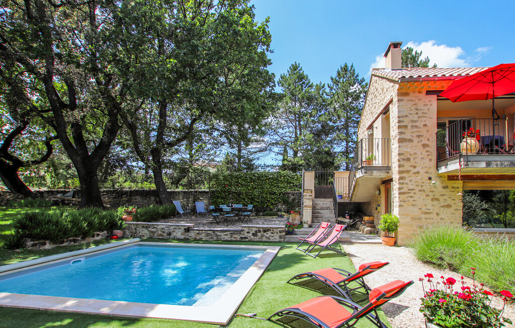 Bastide provençale avec piscine privée à Colonzelle - Photo 8