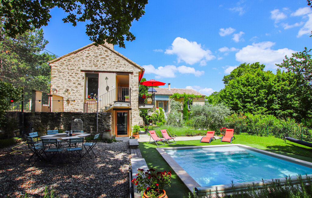 Bastide provençale avec piscine privée à Colonzelle - Photo 10