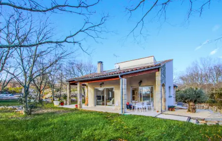 Location maison de vacances à Lussas