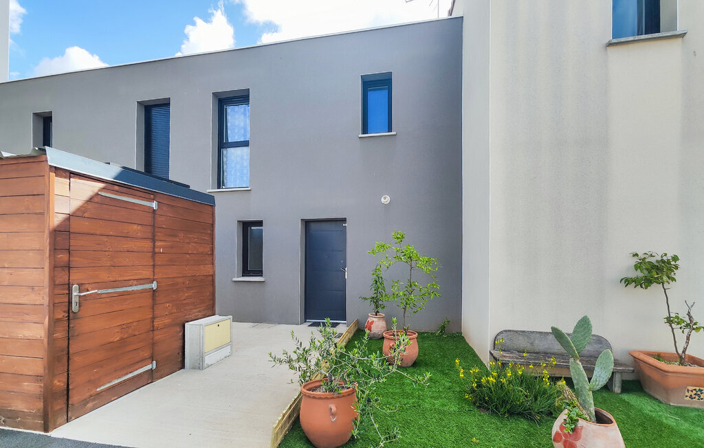 Maison mitoyenne moderne à Agde, terrasse et art - Photo 2