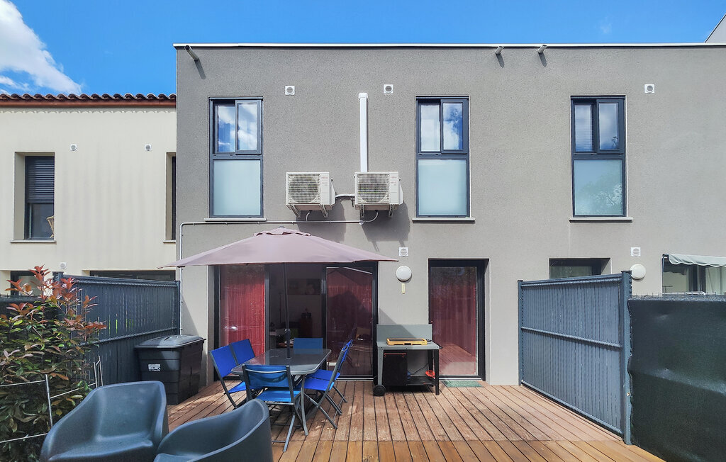 Maison mitoyenne moderne à Agde, terrasse et art - Photo 9