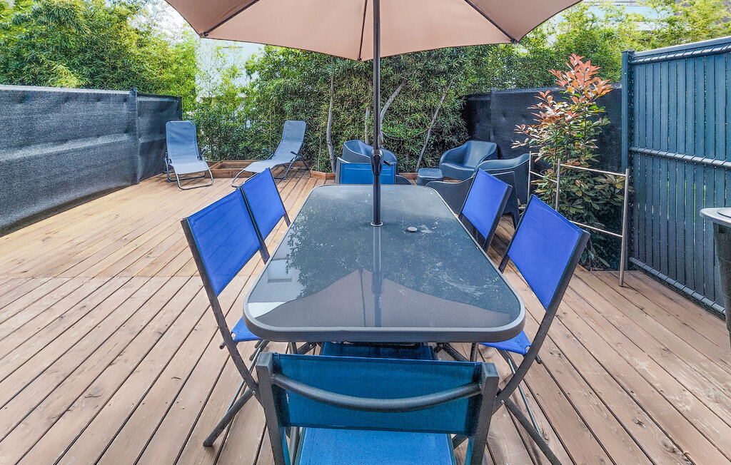 Maison mitoyenne moderne à Agde, terrasse et art - Photo 10