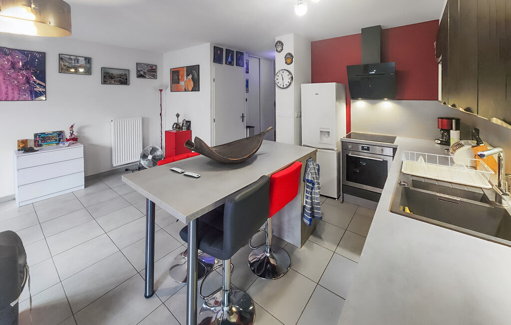 Maison mitoyenne moderne à Agde, terrasse et art - Photo 13