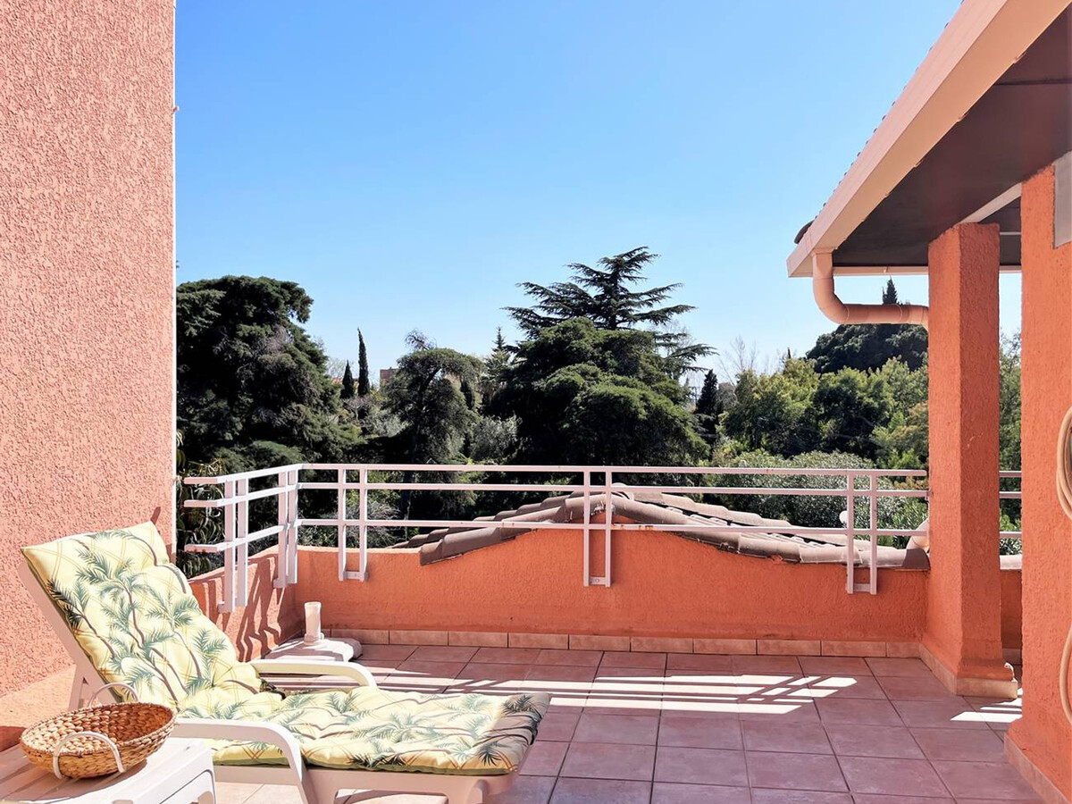 Duplex ensoleillé 25 m² terrasse, 2 chambres - Le Lavandou - Photo 12