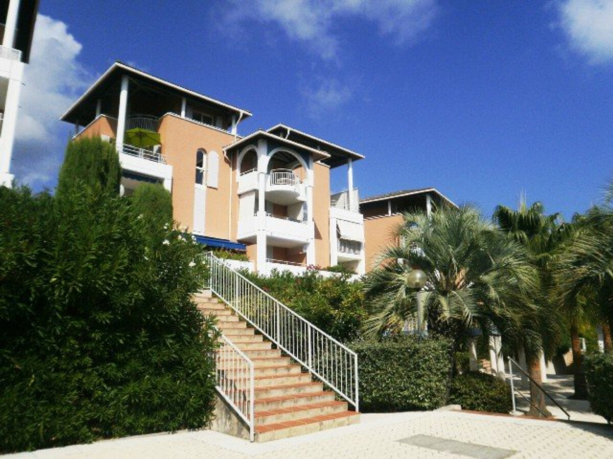Duplex ensoleillé 25 m² terrasse, 2 chambres - Le Lavandou - Photo 13