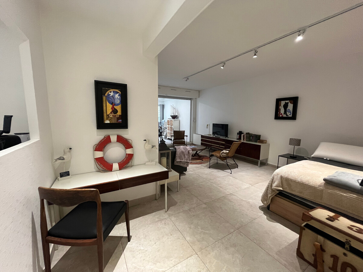 Studio rénové 50m² avec terrasse et parking souterrain - Photo 21