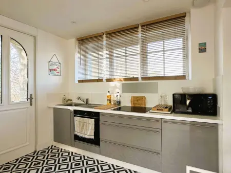 La Maison de la Plage – 8 pers, 300 m plage Kerleven : photo 6
