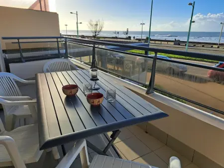 Location appartement à Saint Jean de Monts, Appartement spacieux 5 pers face à la mer, animaux admis