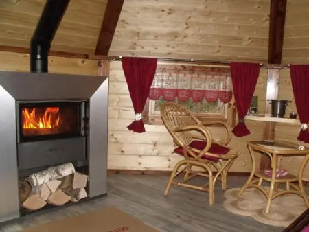 Cabane romantique avec terrasse panoramique à Ferdrupt - Photo 3