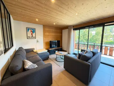 Appartement 6 pers, 1er étage chalet rénové, accès direct pistes : photo 5