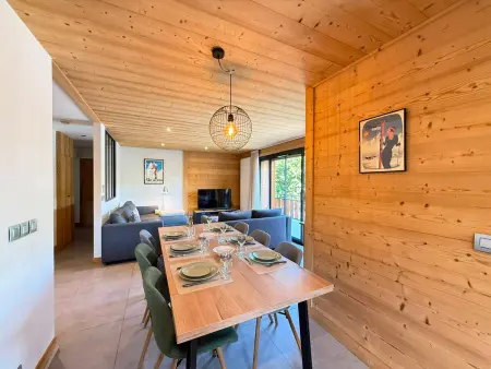 Appartement 6 pers, 1er étage chalet rénové, accès direct pistes : photo 6