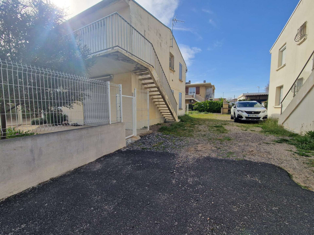 T2 Marseillan Plage : terrasse, barbecue et parking - Photo 12