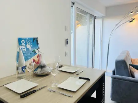 Appartement T2 terrasse, clim, wifi à Lumio : photo 13